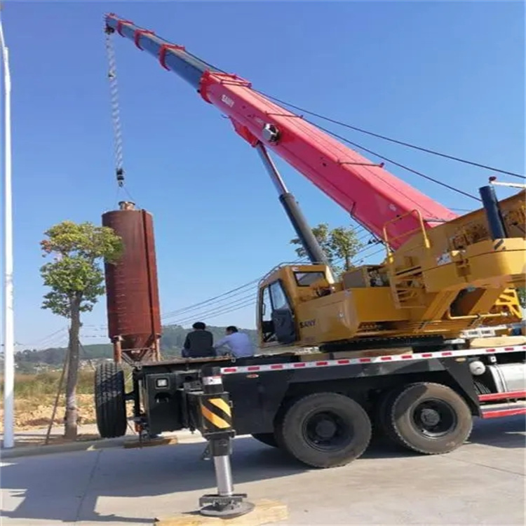 阆中专业吊车租赁多少钱