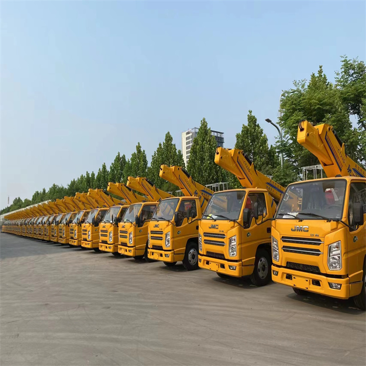 阆中路灯车高空作业车出租|市政维修|广告安装