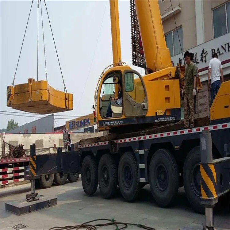 阆中吊车怎么吊玻璃