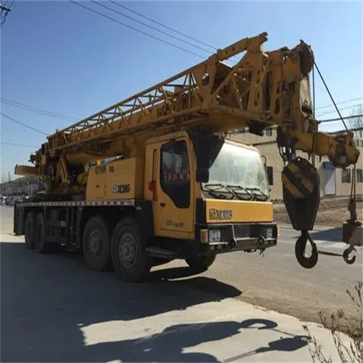 阆中哪里有专业吊车出租